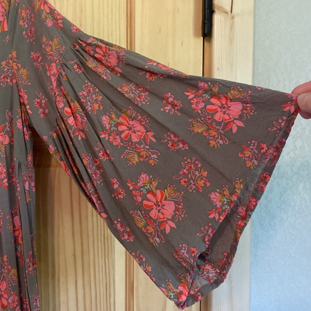 NATURAL LIFE Taupe Floral Long Sleeve Maxi Dress with Pink Flowers - Picture 3 of 4